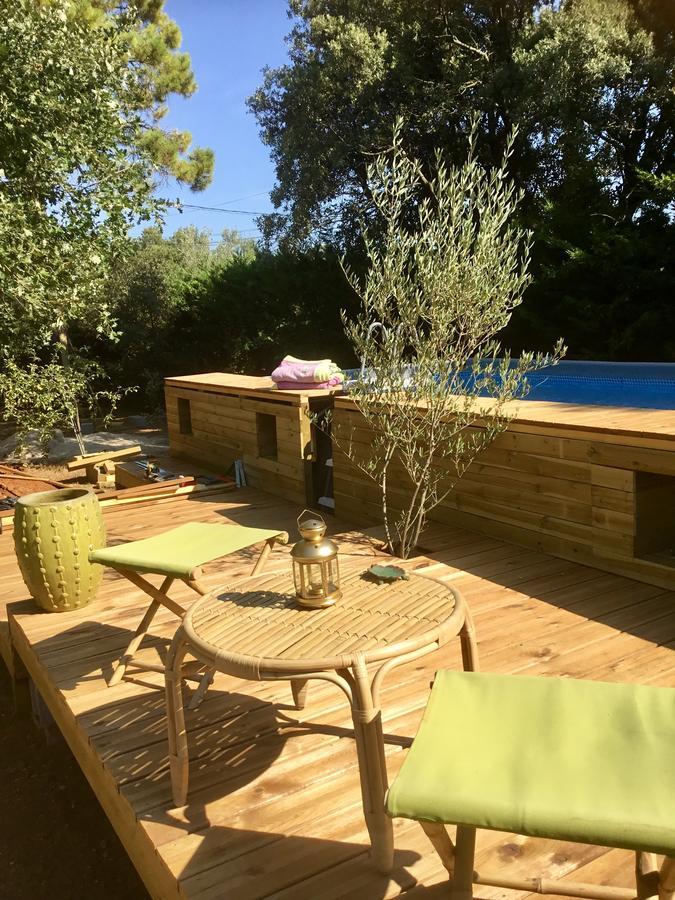 Longo Mai Bed & Breakfast Sillans-la Cascade Exterior foto