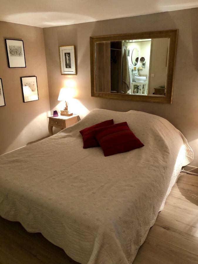 Longo Mai Bed & Breakfast Sillans-la Cascade Exterior foto